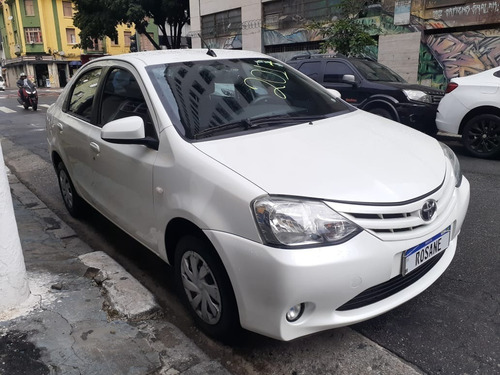 Imagem 5 de 9 de Toyota Etios Sedan X S 1.5 Automatico 2017 Completo