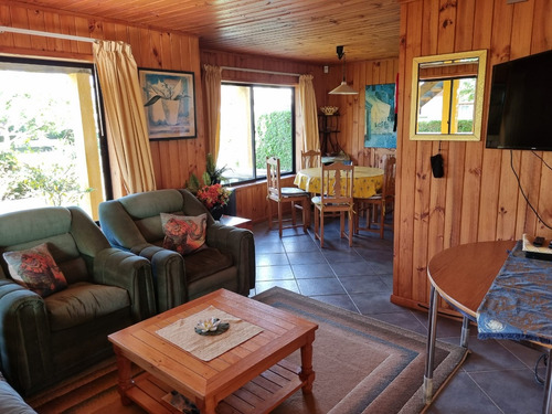Bonita Y Comoda Casa En Algarrobo Sector El Canelo