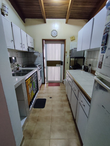 Imagen 3 de 15 de Re/max 2mil Vende Atractiva Y Espaciosa Casa En Atamo - Isla De Margarita