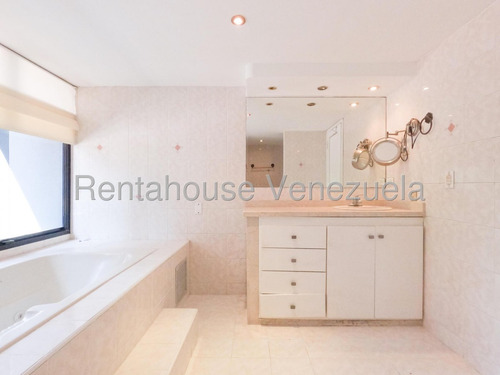 *jl/ Tu Nuevo Hogar Espera! Apartamento En Venta Zona Este Barquisimeto Lara, Venezuela /josé López/ # 25-16727 / 3 Dormitorios 4 Baños 241 M²