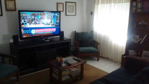Imagen 6 de 12 de Venta Ph Casa 4 Dormitorios B° Guemes