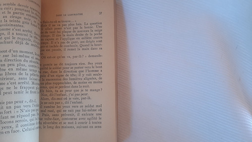 Imagen 5 de 6 de Alain Robbe Grillet Dans Le Labyrinthe G Genette