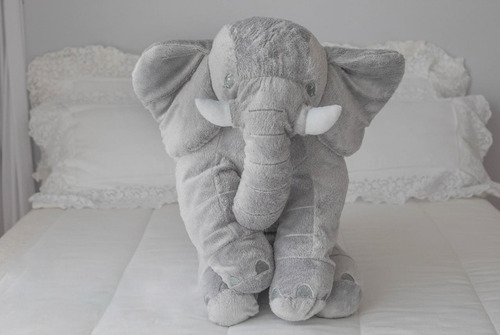 Imagem 1 de 3 de Travesseiro Almofada Elefante Pelúcia 60cm Bebê Antialérgico