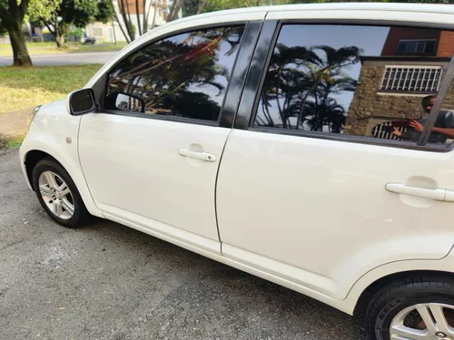 Daihatsu Sirion 1.3l