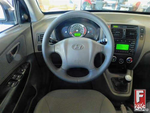 Imagem 6 de 10 de Hyundai Tucson Gl 2.0 16v Mec.