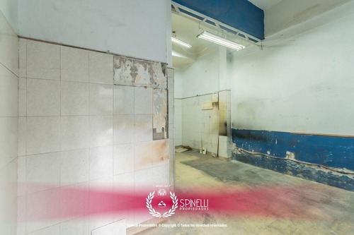 Imagen 24 de 30 de Local Comercial · 45m2 · Bajas Expensas! Excelente Ubicación! A Reciclar! Oportunidad!