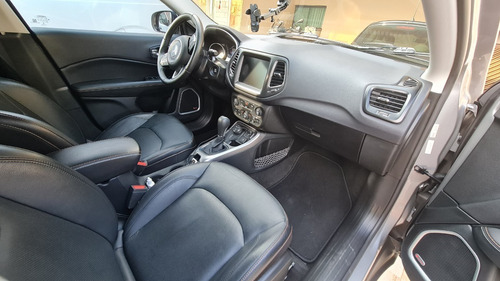 Imagem 8 de 15 de Jeep Compass Longitude Diesel Pack Premium Som Beats