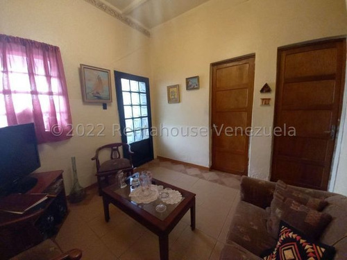 Imagen 3 de 14 de Casa En Venta Catia 22-21922 Illarramendi 04243432988