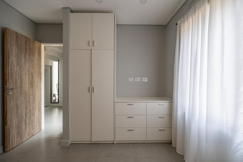 Casa En Venta 5 Ambientes Pinamar Alamos