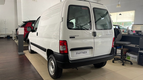 Imagen 5 de 25 de Peugeot Partner Confort Nafta