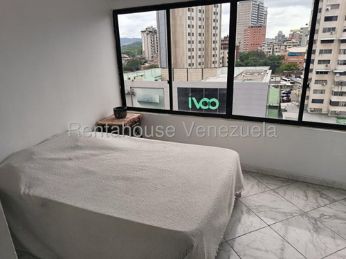 Venta De Apartamento. Mls 26-463, Ycl.