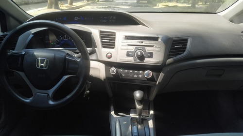 Honda Civic Dmt Lx Sedan At