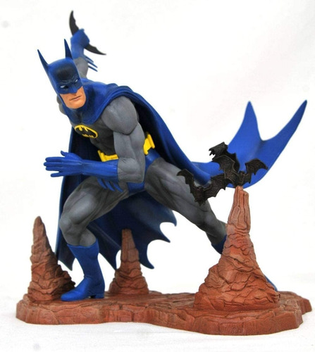 Batman Clásico Dc Galery Diamond Estatua