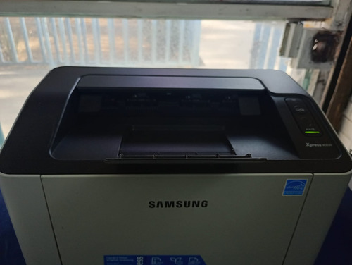 Impresora Simple Monocromática Samsung Xpress M2020 Blanco