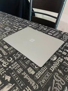 Microsoft Surface Laptop 2 I7
