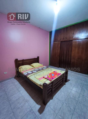 Venta - Dos Casas Independientes En Playa Grande, Catia La Mar Estado La Guaira.