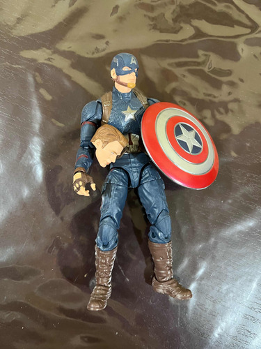Capitán América Marvel Legends