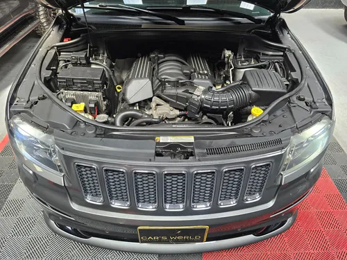 Jeep Grand Cherokee 6.4 Srt8