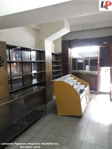 Local 2.9 X 6.6 Buena Zona Comercial Con Renta
