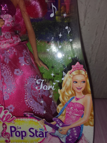 Barbie La Princesa Y La Estrella De Pop Tori (Usado)