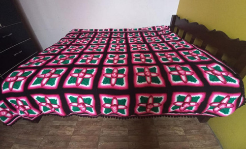 Imagen 1 de 4 de Cubrecama O Colcha Tejidos A Crochet A Mano 2 Plaza