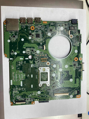 Motherboard Para Reparar Hp 14 W0001la Son Reclamo (Usado)