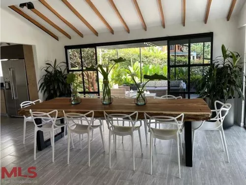 Encantadora Casa A 10 Min De Guatape(mls#239128)