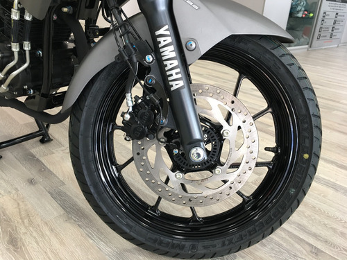 Imagen 8 de 16 de Yamaha Fz 25 Abs 0km Azul O Negra Ahora 12 - Palermo Bikes