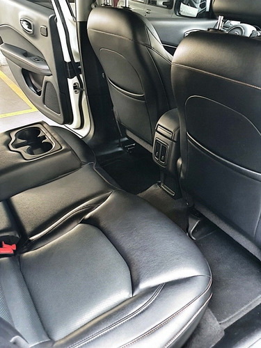 Imagem 8 de 12 de Jeep Compass 2017 2.0 Longitude Flex Aut. 5p