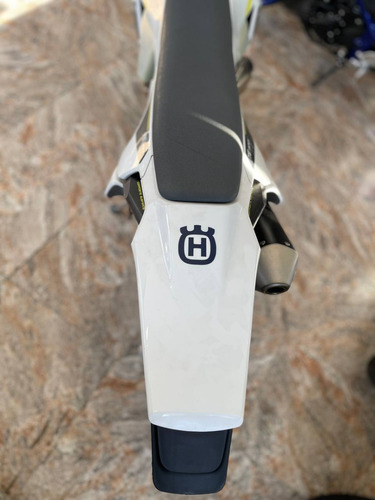 Husqvarna Te 300i 2022. No Kx250x Crf250x