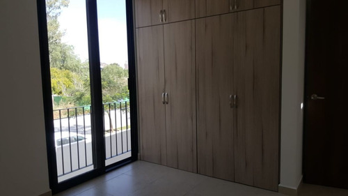 Imagen 7 de 12 de Hermosa Casa En Puerta De Piedra, Gran Ubicación, 3 Recamara