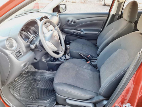 Imagen 10 de 11 de Nissan Versa 1.6 Advance Mt 2016