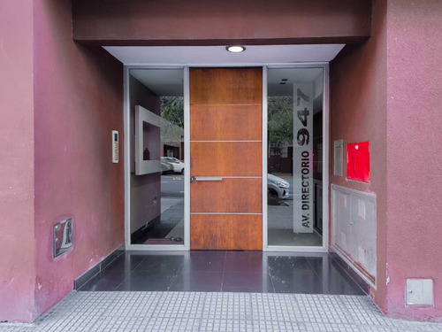Venta Semipiso 2 Ambientes Con Balcon Terraza