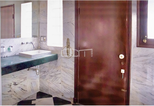 Venta - Punta Del Este - Barrio El Golf.- Ref: 589