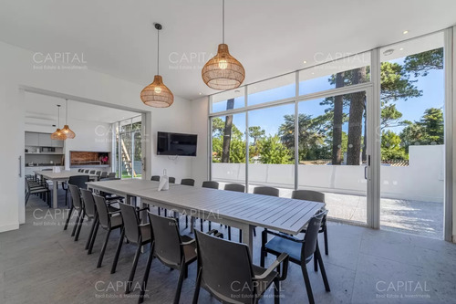 Apartamento De Un Dormitorios En Venta, Ocean Drive Country