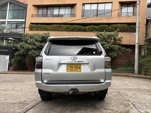 Toyota 4Runner 4.0 Sr5 Fl Automática