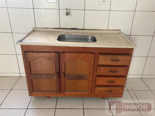 Imagem 2 de 9 de Kitnet Para Locação Em Taubaté, Centro, 1 Dormitório, 1 Banheiro - Kn0010_1-1975102