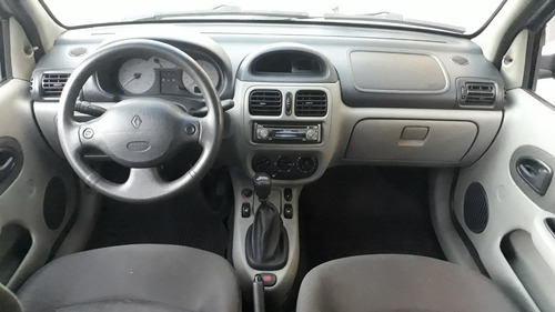 Renault Clio 2005 Sedan Flex 1.6 - Completo - Conservado