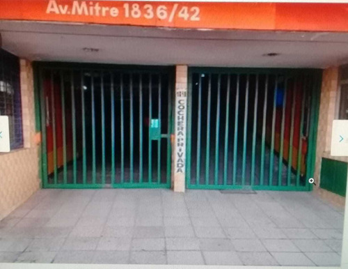 Imagen 2 de 5 de Avenida Mitre Al 1838 - Cochera Fija Cubierta - Venta
