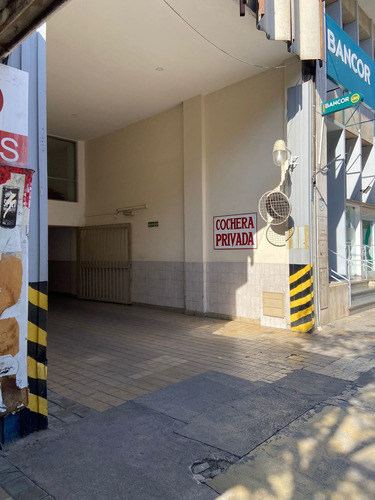 Imagen 14 de 14 de Remax Vende Cochera En Centro