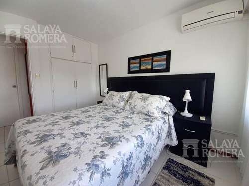 Venta - Punta Del Este, Parrillero En Balcón, Bajos Gastos