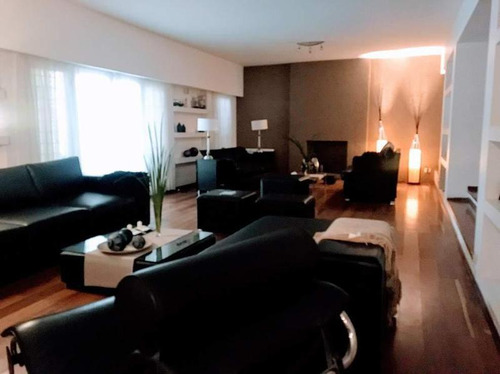 Casa (uso Comercial) En Venta, Cerro De Las Rosas. En Pleno Tejeda, Zona Norte