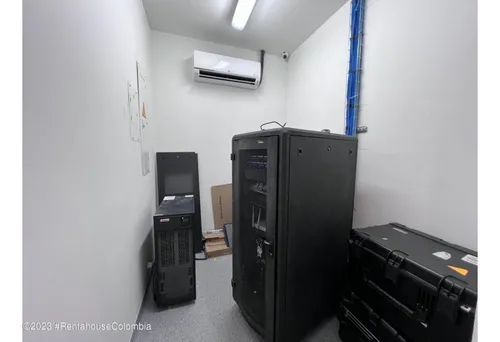 Comercial En Santa Ana Occidental Rah Co: 25-1073