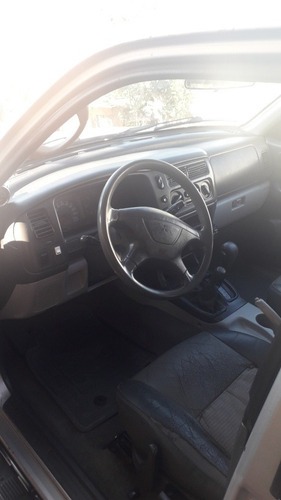 Imagem 5 de 15 de Mitsubishi Pajero Sport 2003 2.8 4x4 Aut. 5p