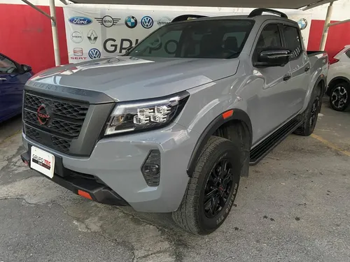 Nissan Frontier PRO-4X 4X4