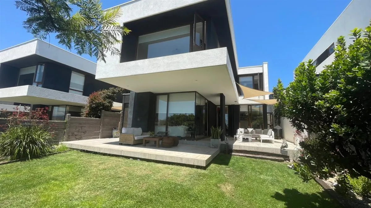 Imagen 2 de 18 de Oportunidad Única En Exclusivo Condominio