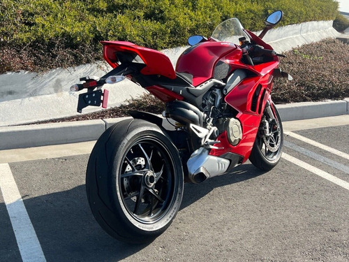 Imagen 4 de 4 de 2021 Ducati Panigale V4