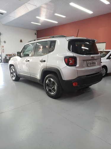 Imagem 3 de 11 de Jeep Renegade Sport Automático