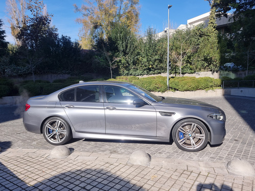 BMW M5 Sedan Ag - B