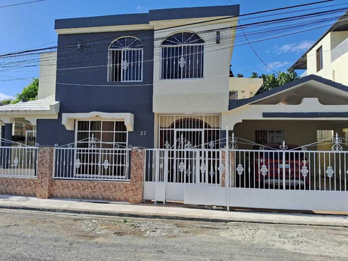 Casa En Venta En Urbanizacion Toribio Camilo, San Francisco De Macorís
